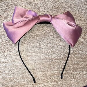 Very pretty rose pink headband bow
